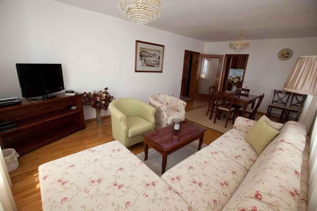 Apartments In Crikvenica 5559 Exterior photo